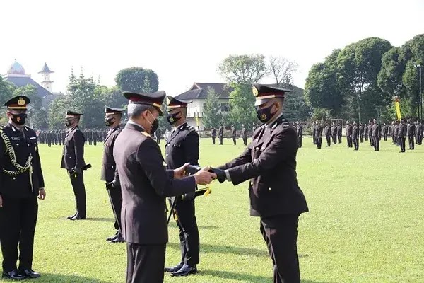 Masuk Rekor Muri Upaca Penutupan Pendidikan dan Pelantikan Perwira Sekolah Inspektur Polisi Angkatan Ke-49 Tahun 2020