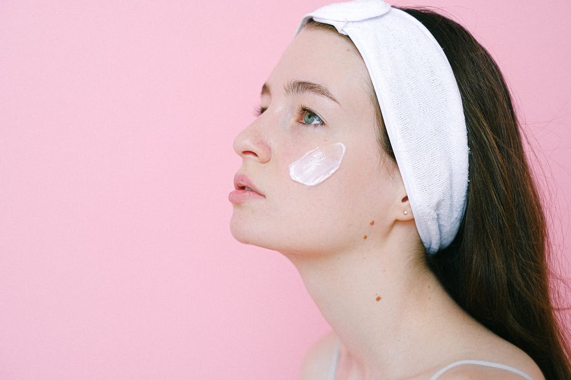 Face Moisturizer - Why, When, and How to Use It
