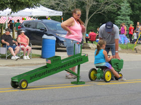 pedal tractor pull