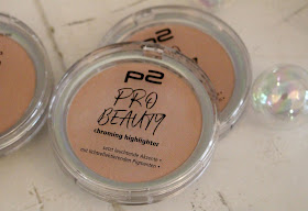 P2 Cosmetics Pro Beauty chroming highlighter