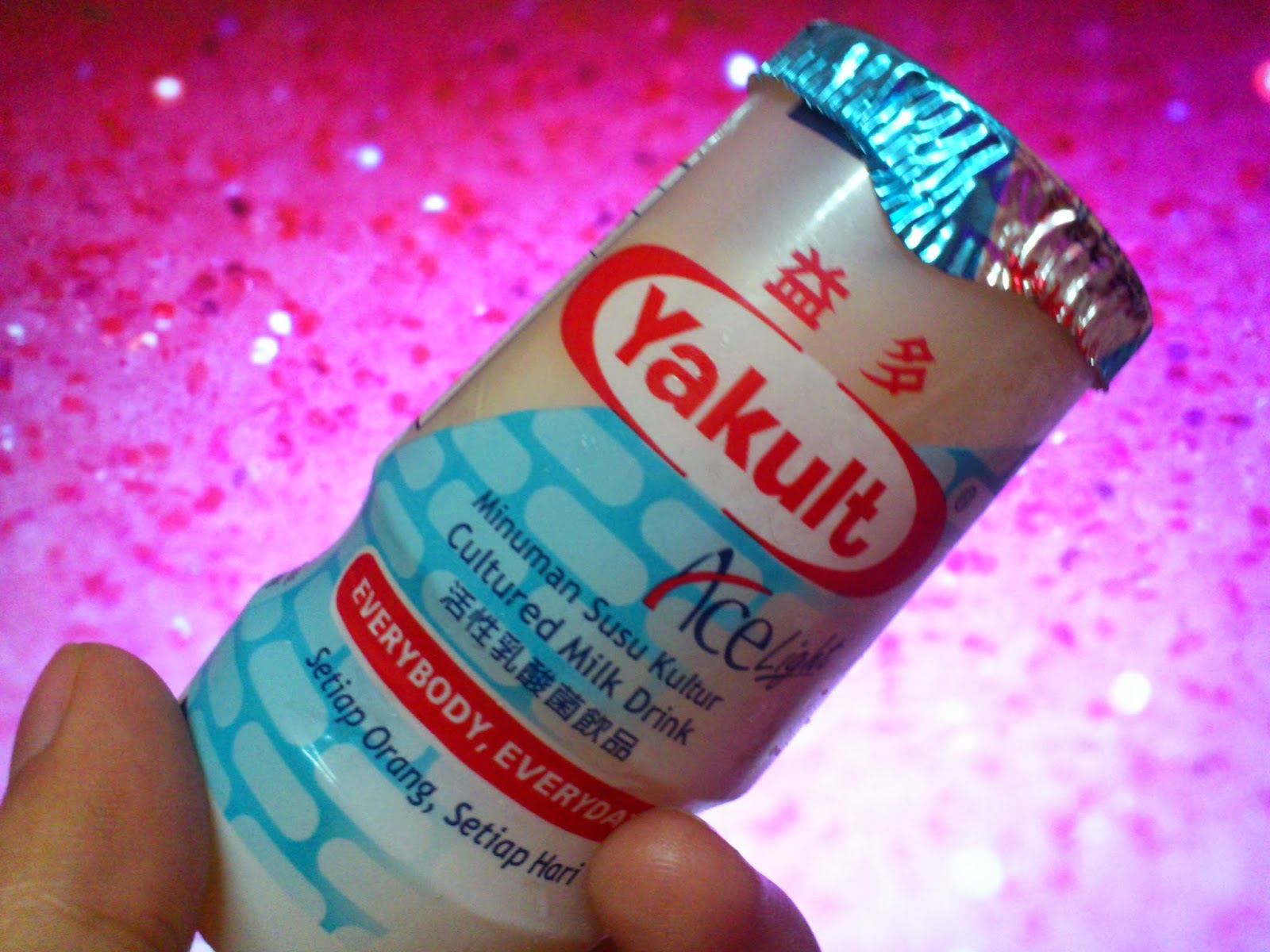 Farra.N.♥: YAKULT : Ubat cirit-birit.