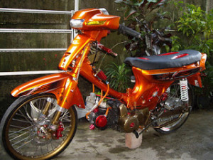 Modifikasi motor honda astrea grand road race 3