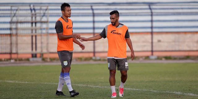 Mantan Gelandang Persela Coba Tantangan Baru di Timur Tengah