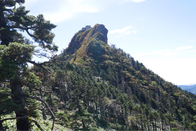 ひのあいのブログ Ai Hino S Diary 稜線をゆく 石鎚山系縦走の1日