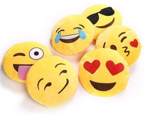 Benefits of Using an Emoji Domain