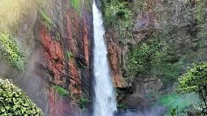 Air Terjun Kapas Biru