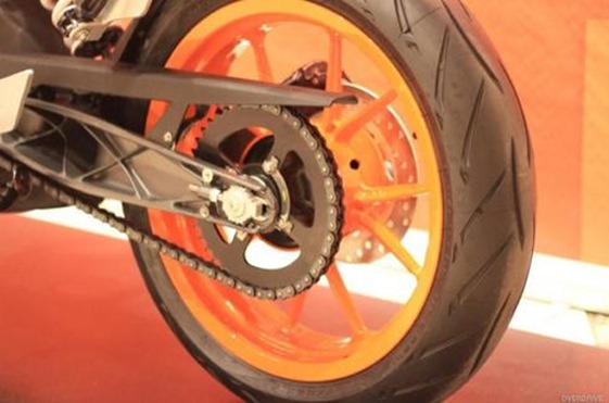 KTM DUke 390 Rear Tyres KTM DUke 390 Rear Tyres