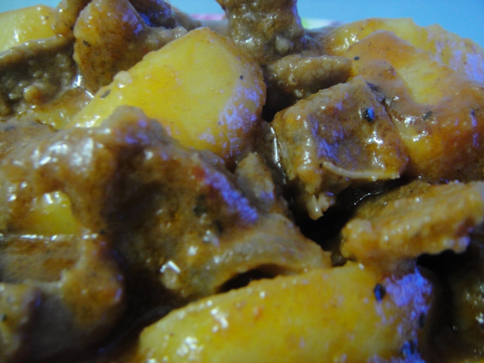 Semanis Kurma: Bistik Daging