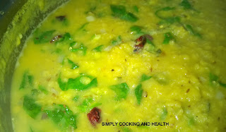 Easy and mild Red lentils with green (Di Huang Miao / malabar-spinach