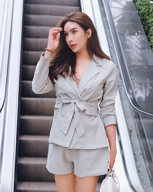 Preawa Kasiwatthana – Most Beautiful Thailand Transgender in Fashion Style Instagram