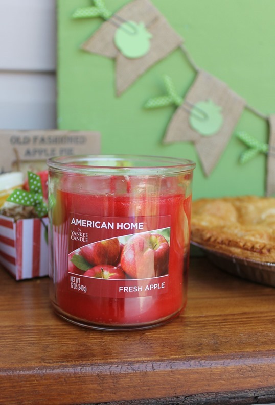 apple pie candle