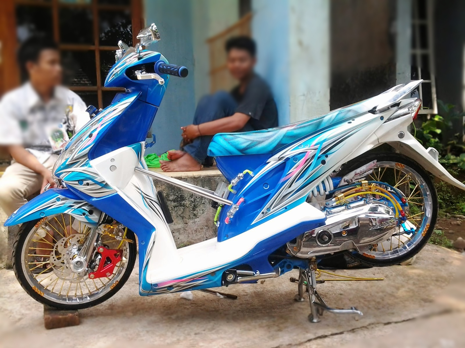 Kumpulan Modif Honda Beat Esp Merah Putih Terlengkap Botol