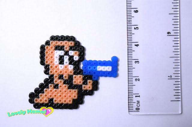 worm hama beads con magnum