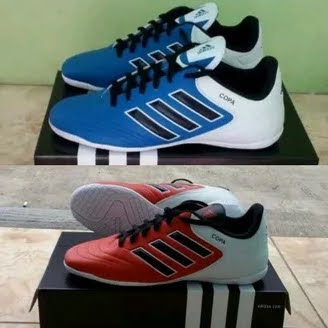 Sepatu futsal adidas original di sport station