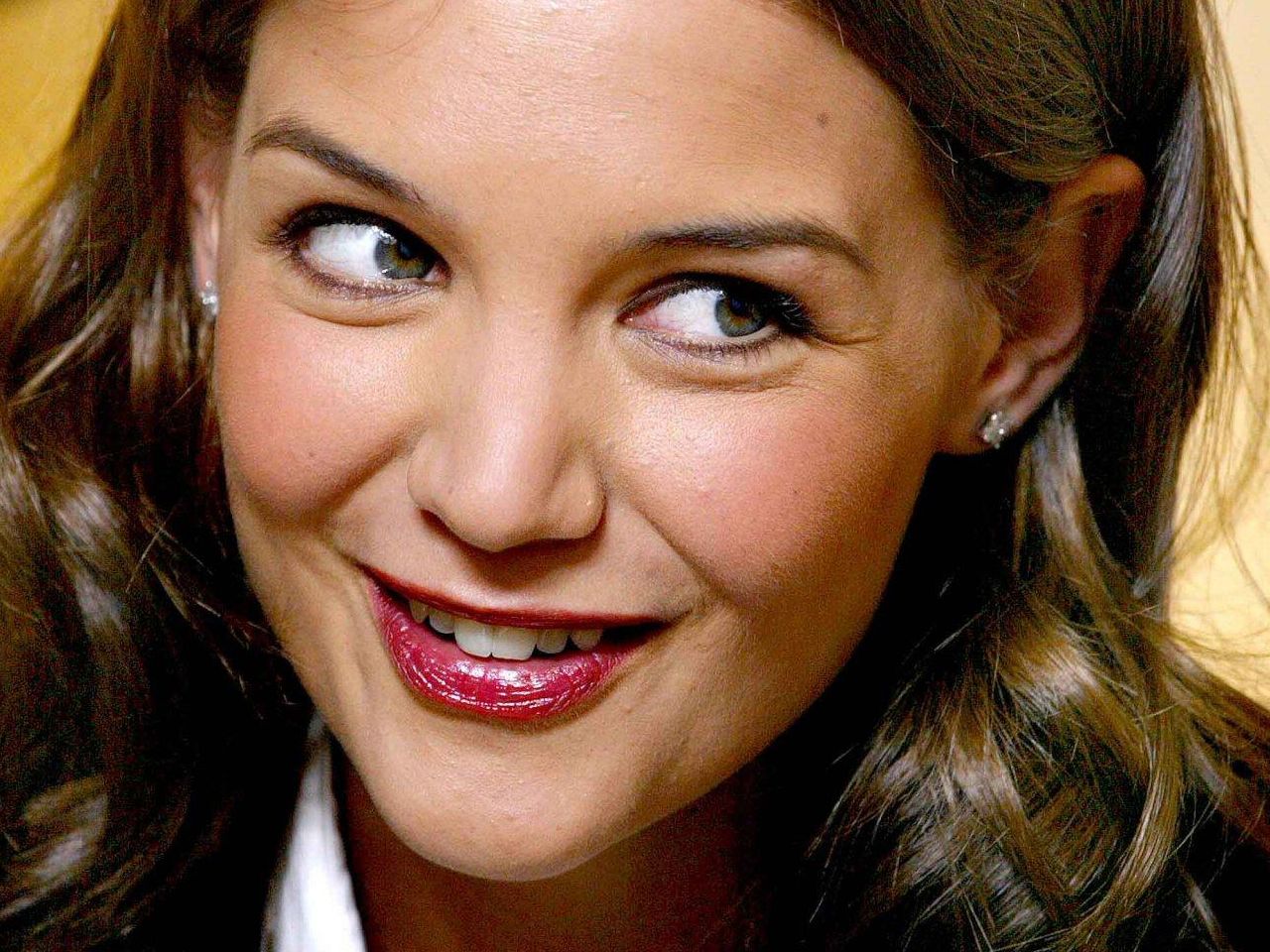 Katie Holmes Wallpapers