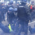 Звырячепобыття «онижедетей» на французском Майдане