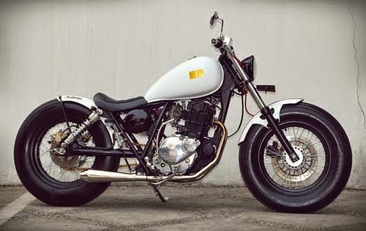 Modifikasi Motor Suzuki Thunder 250 Brat Bobber 