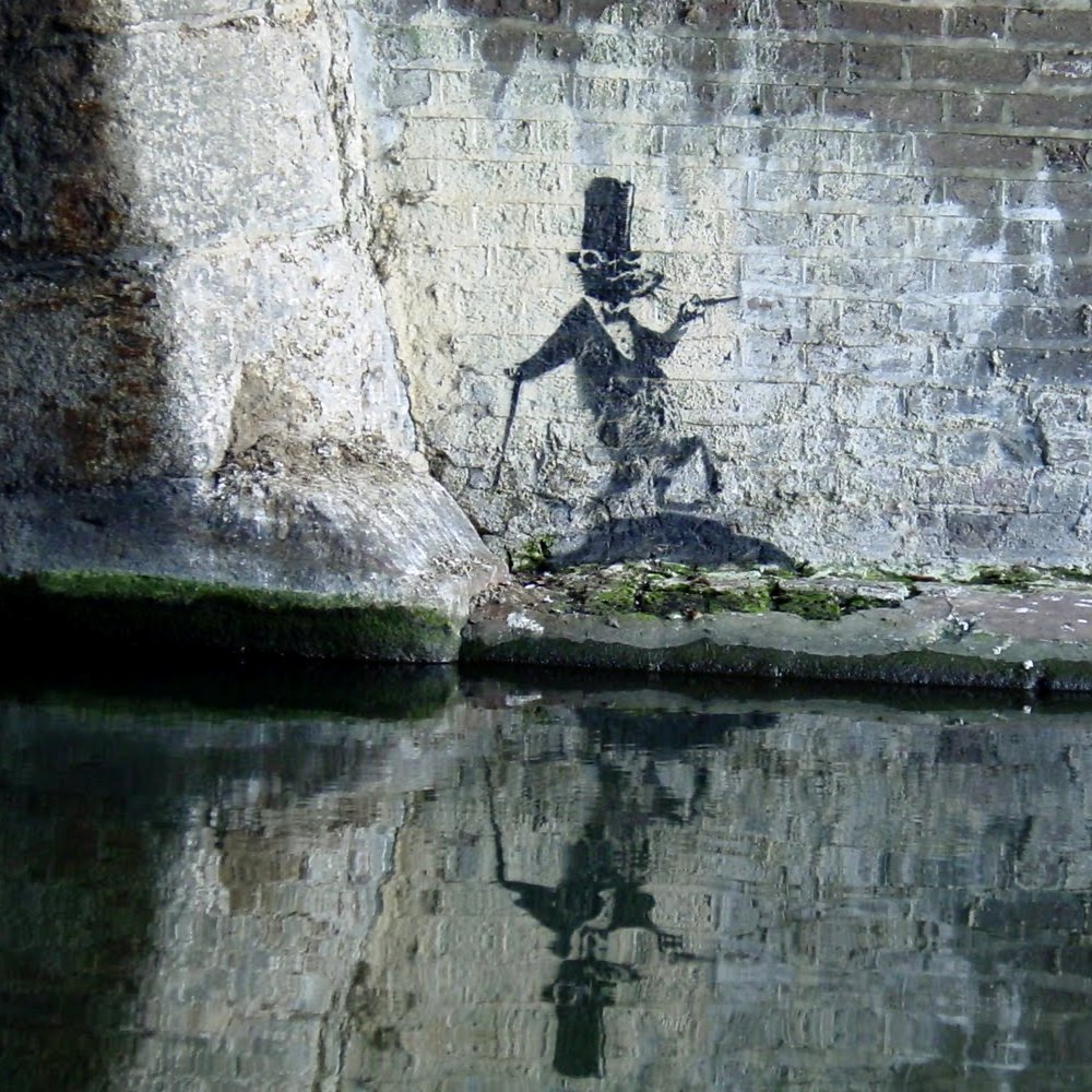 Banksy top hat rat, Regents Canal, Camden