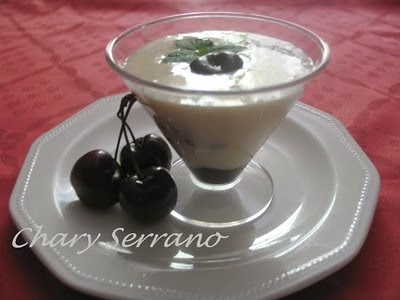 Copa light de arroz con leche y cerezas