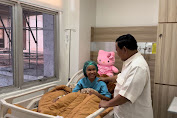 Prabowo Bantu dan Tengok Nabila Gadis Kecil Cat Hero, Penolong Kucing
