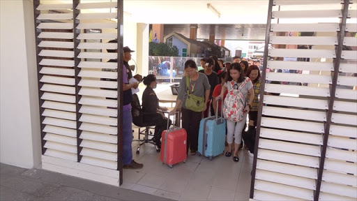 Arrival gate
