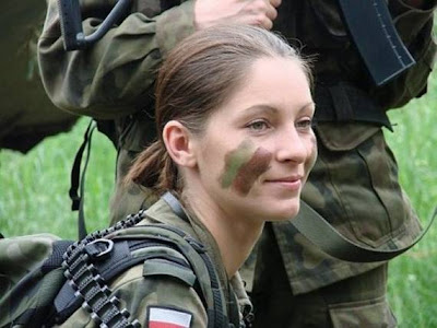 Beautiful Military Women Around the World