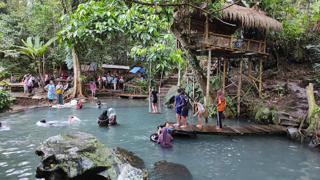 Yuk Berwisata Bersama Keluarga Ke Pemandian Buntut Ngengkang, Penasarankan