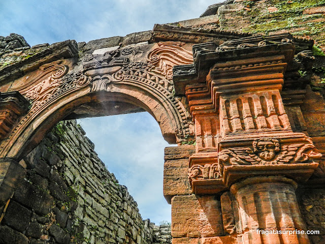 Barroco-Guarani, estilo decorativo da Missão Jesuítica de San Ignacio Miní