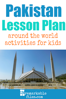 Building the perfect Pakistan lesson plan for your students? Are you doing an around-the-world unit in your K-12 social studies classroom? Try these free and fun Pakistan activities, crafts, books, and free printables for teachers and educators! #Pakistan #lessonplan