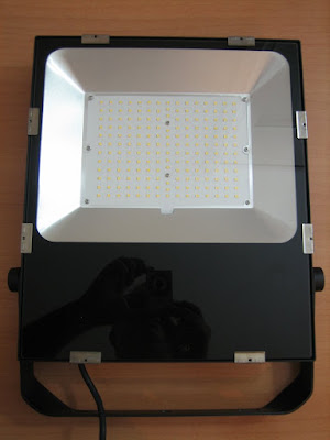 Bombillas de bajo consumo ¿ ahorro o timo ?: Foco proyector led Efectoled  Slim Pro 100W 16000 lm