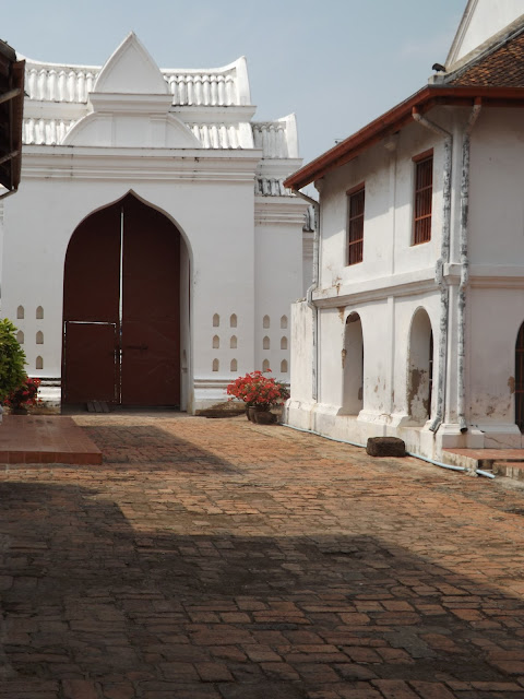 palais King Narat, musée,  Ayutthaya, gare, bangkok, lopburi, phitchanulok, singe, temple, Thaïlande, train