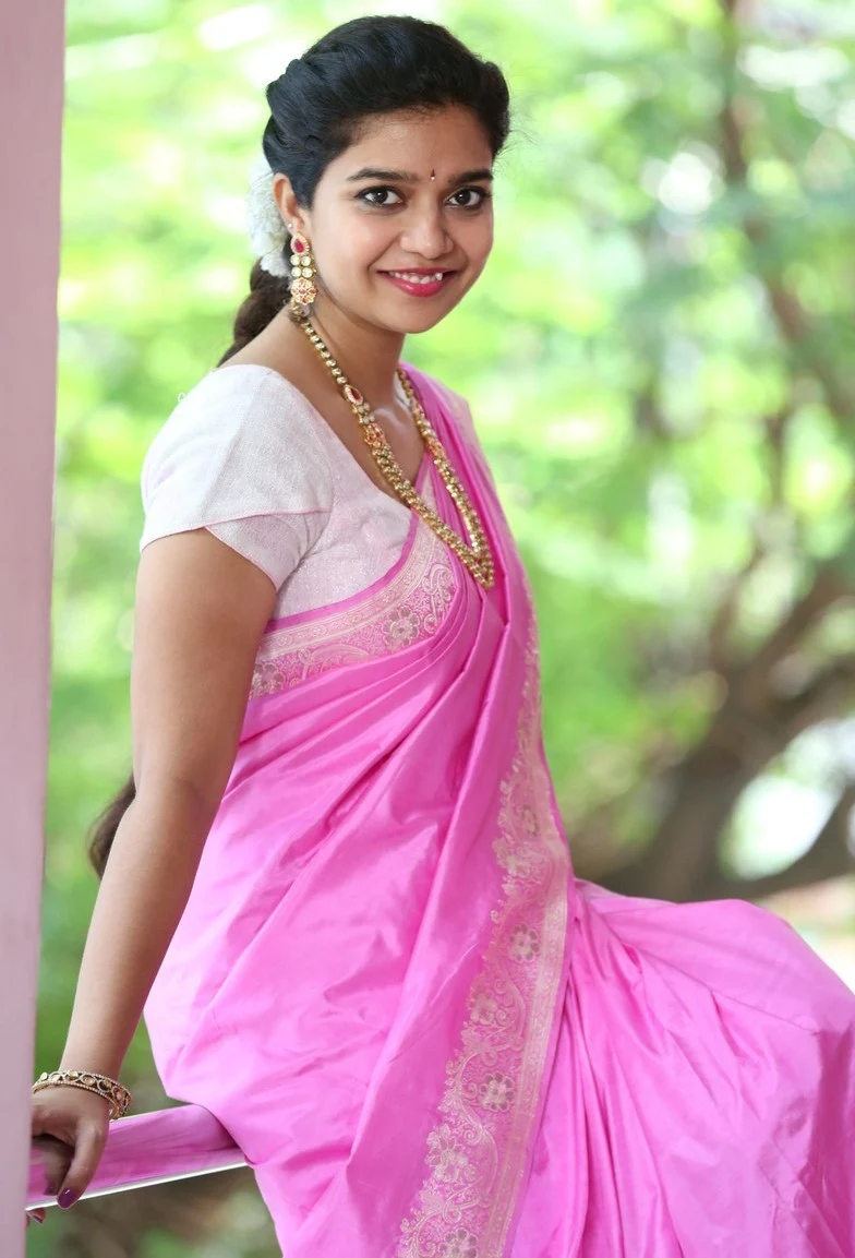 Actress Swathi Reddy Stills In Traditional Pink Saree