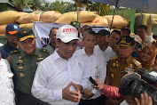 Mentan Amran Target Seminggu Bantuan Harus Sampai ke Petani  