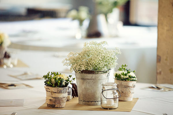 Need centerpieces that match mason jars wedding Km Gray Vintage Bark Diy