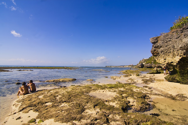 Pantai Padang Padang, Bali