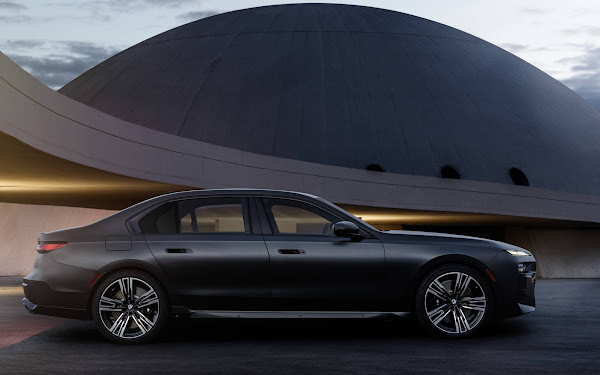 Novo BMW Série 7 2023