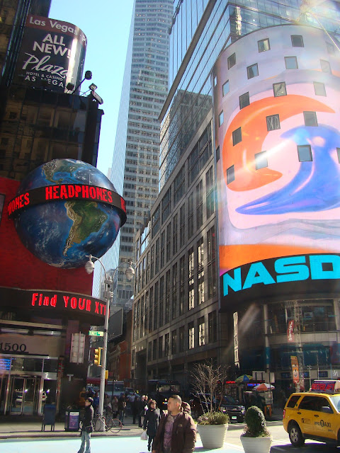 TIMES SQUARE - NASDAQ