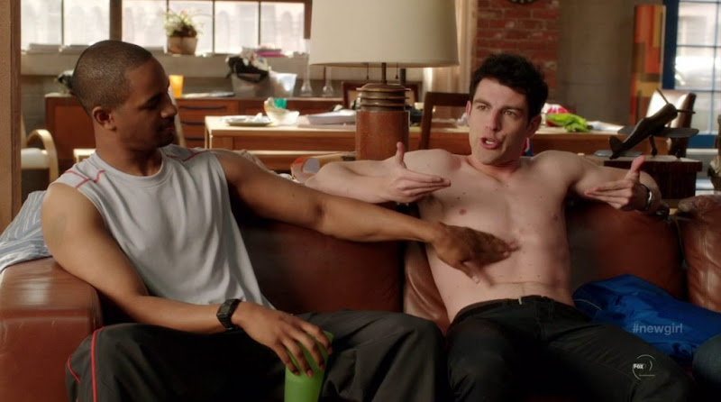 Max Greenfield Shirtless in New Girl s1e01