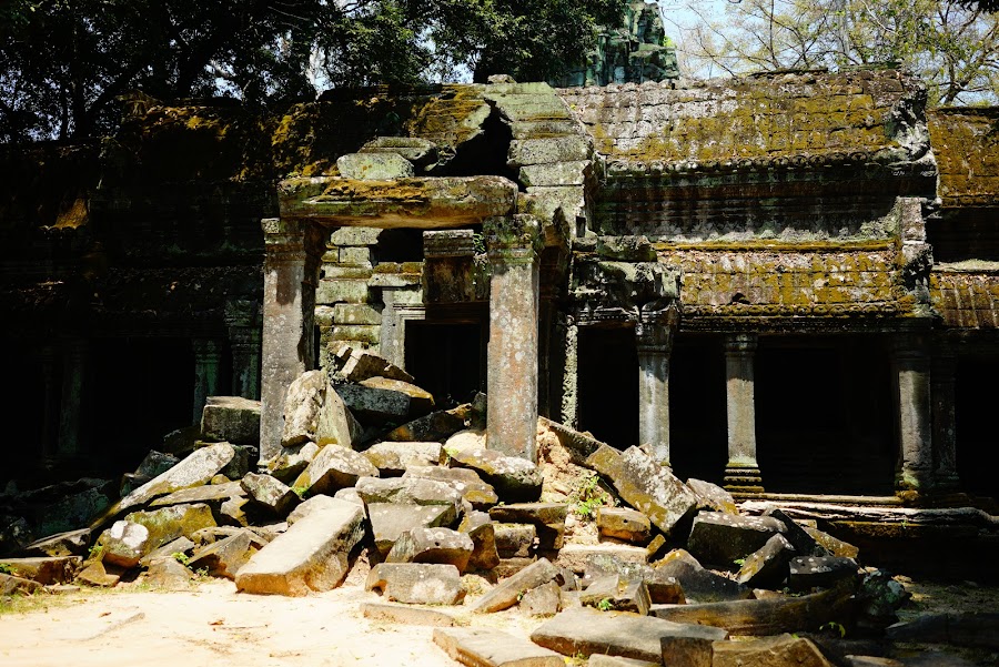 Ta Phrom temple, ancient Angkor