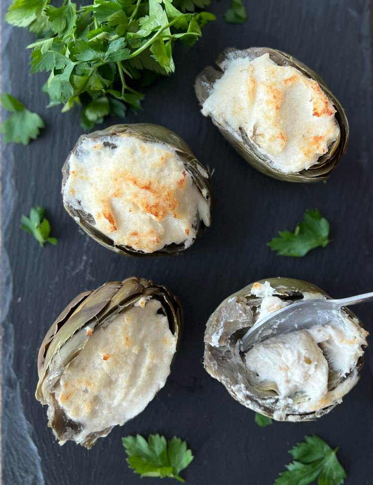 Alcachofas rellenas de brandada de bacalao