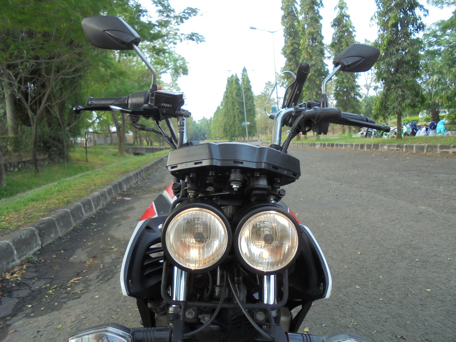 Bento Oto Blog Honda Old CB 150 R Modifikasi Lampu Buell