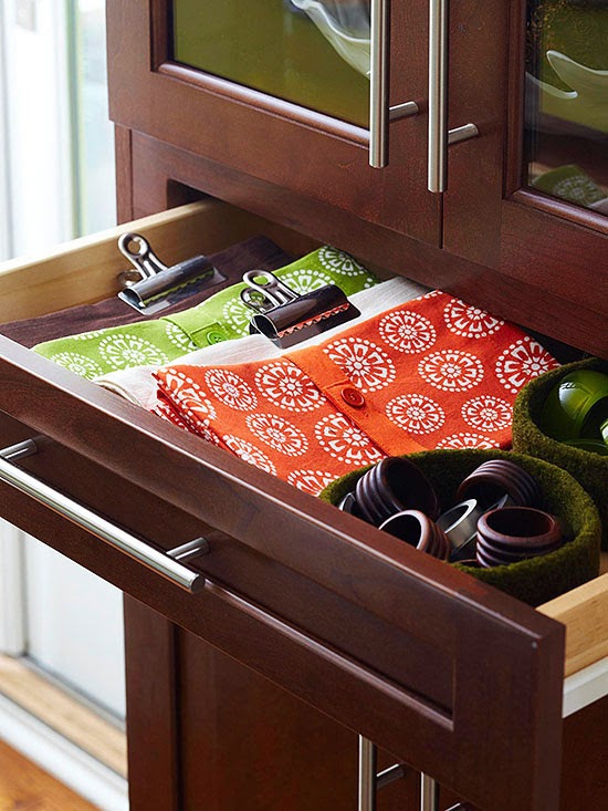 Best Kitchen Storage 2014 Ideas : Packed Cabinets and Drawers ...