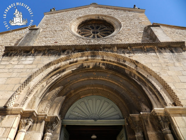 BELLEVILLE (69) - Eglise Notre-Dame (XIIe-XIVe siècles) (Extérieur)