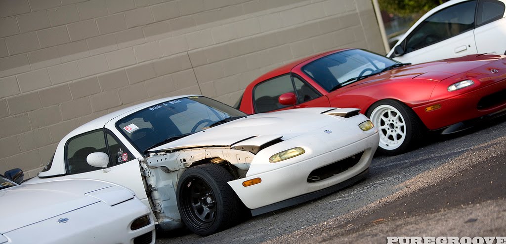 Tunnisteet fender Miata random stance