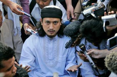 Biografi Profil Biodata Imam Samudra - Hoax Video Jenazah Napiter Yaser Bin Thamrin