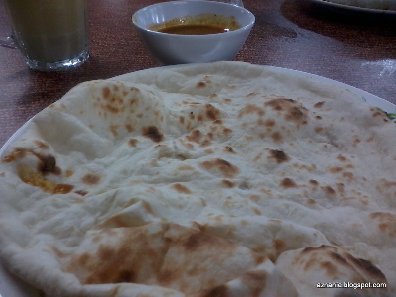 Tentang Aku: Ngeteh Malam With Roti Tempayan