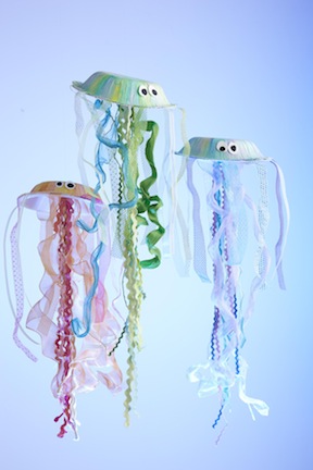 The Moody Fashionista: Kids Craft: DIY Jellyfish