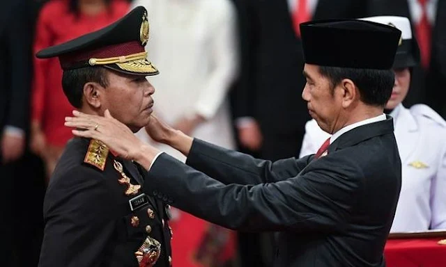 Jokowi Diminta Copot Kapolri Jika Tak Bisa Ungkap Kasus Novel Baswedan