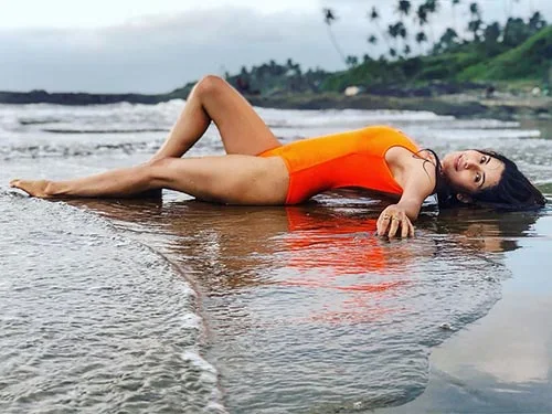 shamin mannan swimsuit sexy legs hot tv actress