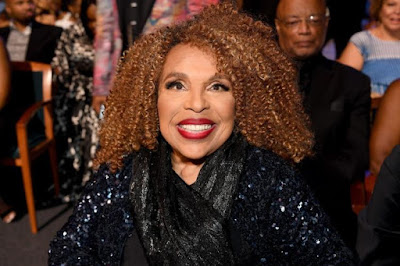 Roberta Flack "está bem"